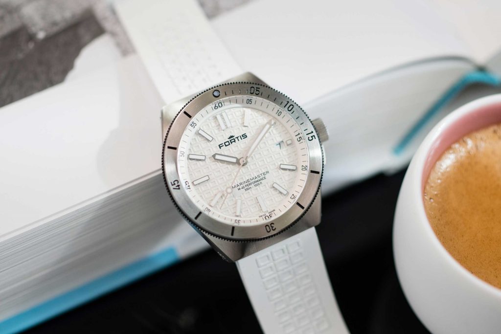 Introducing the Fortis Marinemaster M-40 Snow White