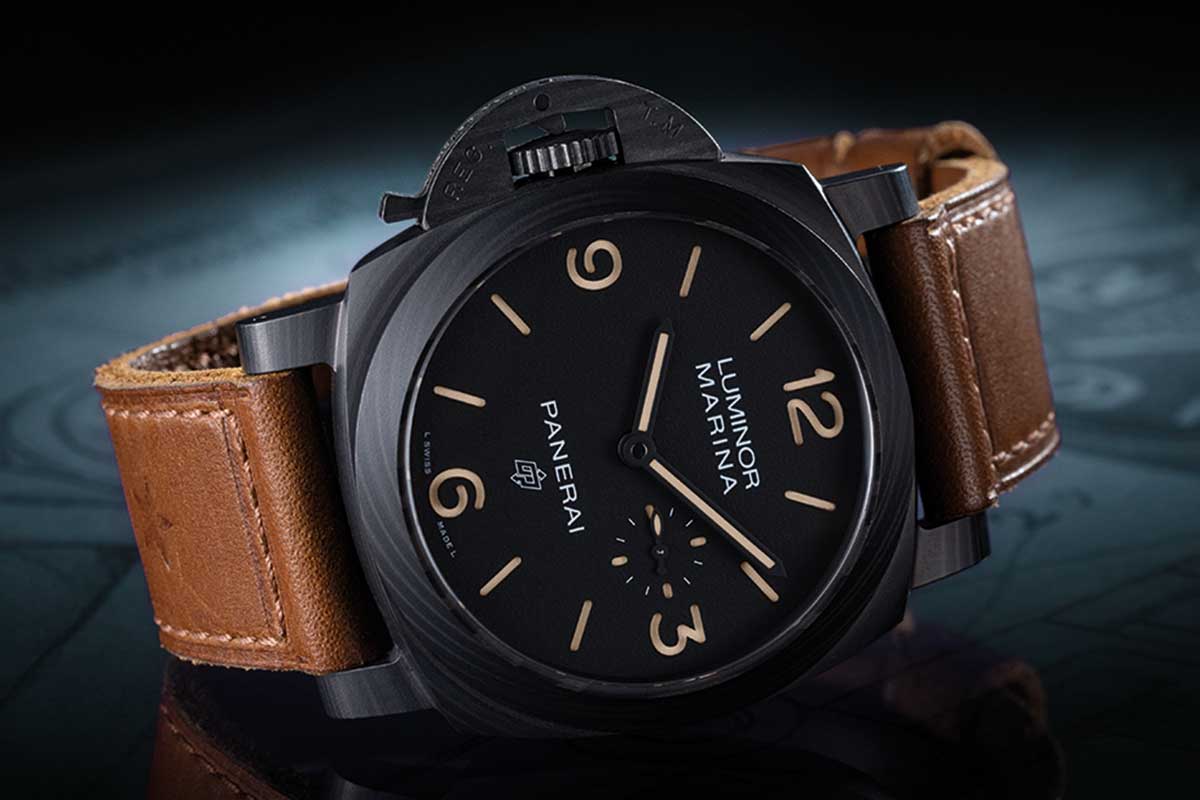 Panerai × Revolution 20th Anniversary Luminor Marina Destro Carbotech PAM01708 (©Revolution)